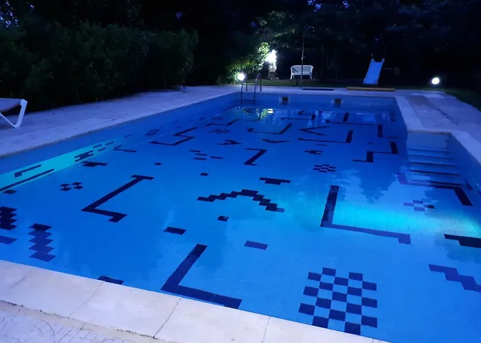 Quintinha Dos Cedros Алфандега-да-Фе